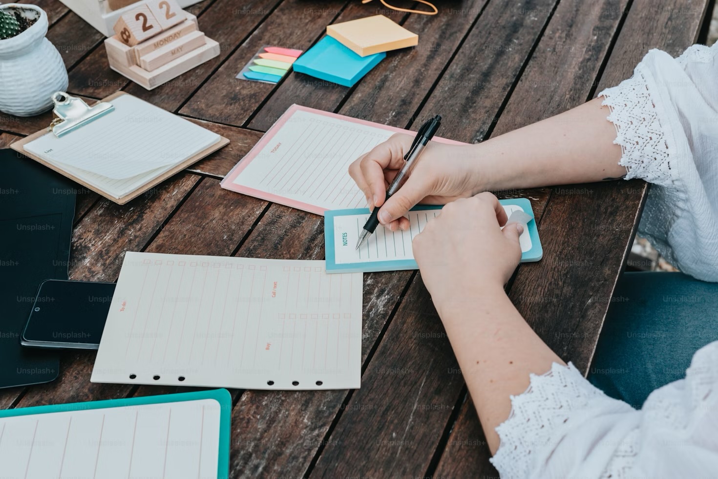 الالتزام بالمواعيد